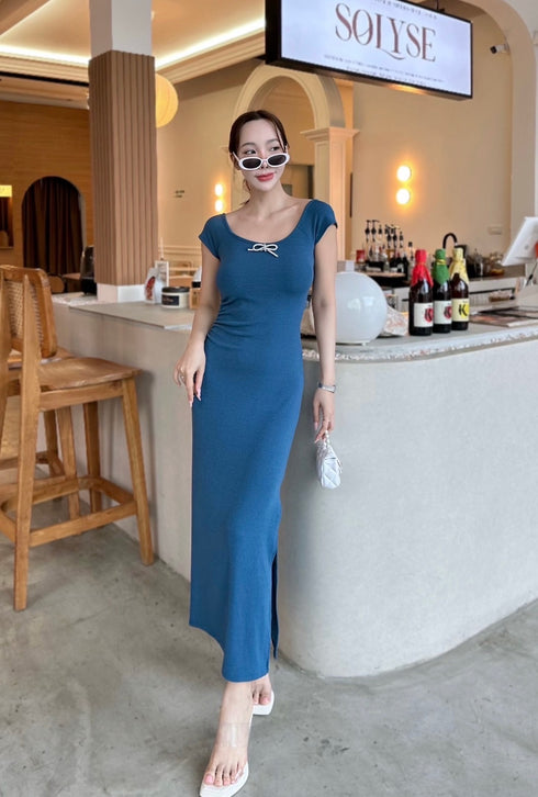 Broad Neck Body Fit Dress
